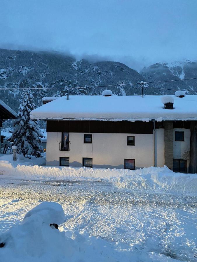 Der Grosse Stadl Langenfeld Exterior photo